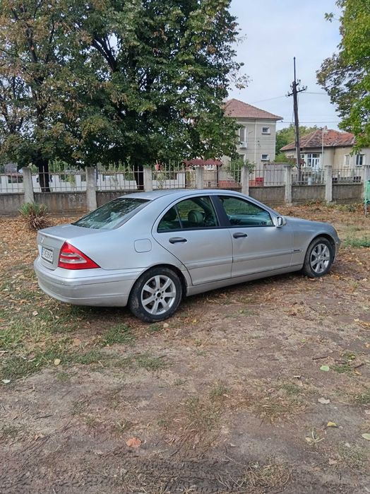 Мерцедес  c220  може и бартер