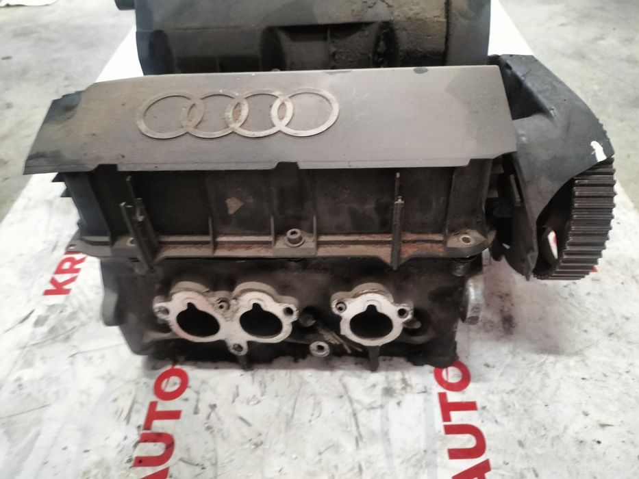 Цилиндрова глава - глави Audi A4 2.6 / Ауди А4 2.6 Бензин 2000г.