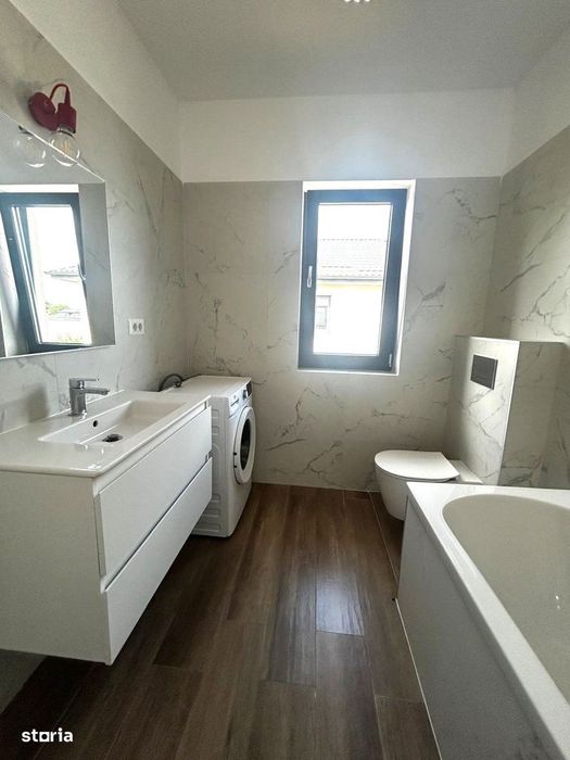 Casă de închiriat | 5 camere | Curte de 400 mp | Corbeanca