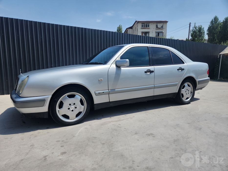 MERCEDES 210 sotiladi