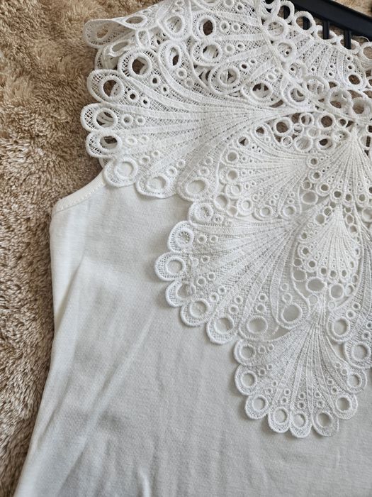 Дамски бюстиета различни модели