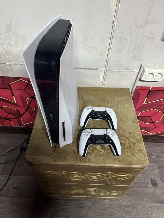 Пс 5 с двумя джостиками