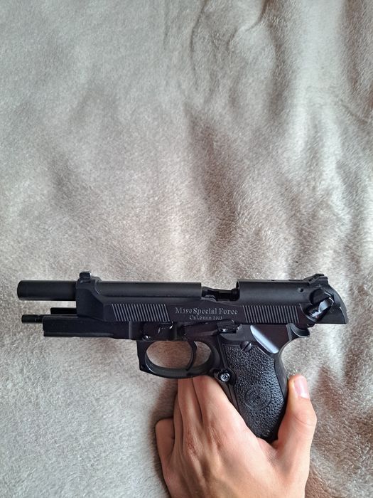 Vand replica pistol beretta M9+incarcator