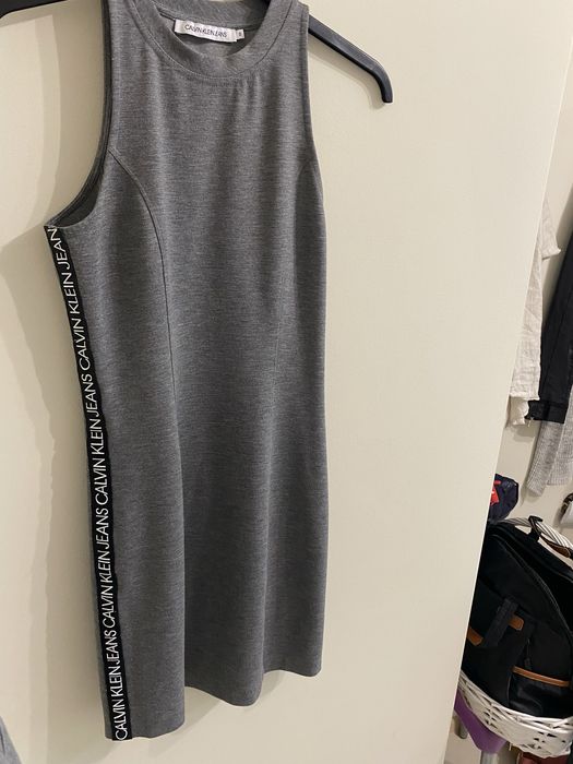 Къса сива рокля Calvin Klein size S