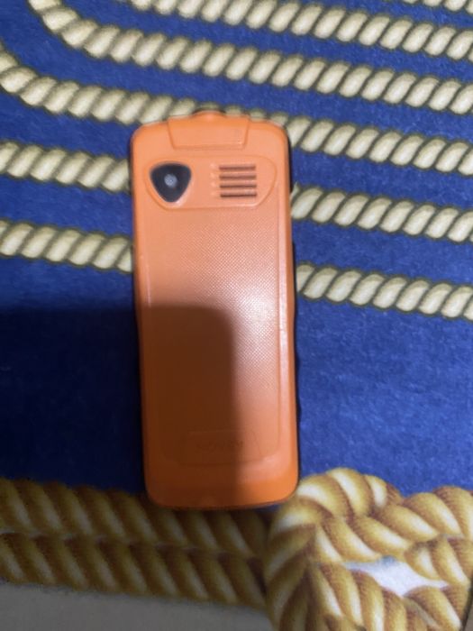 Кнопочный телефон NOVEY