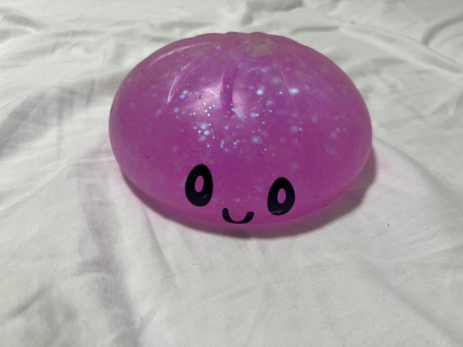 Squishy mari si mici