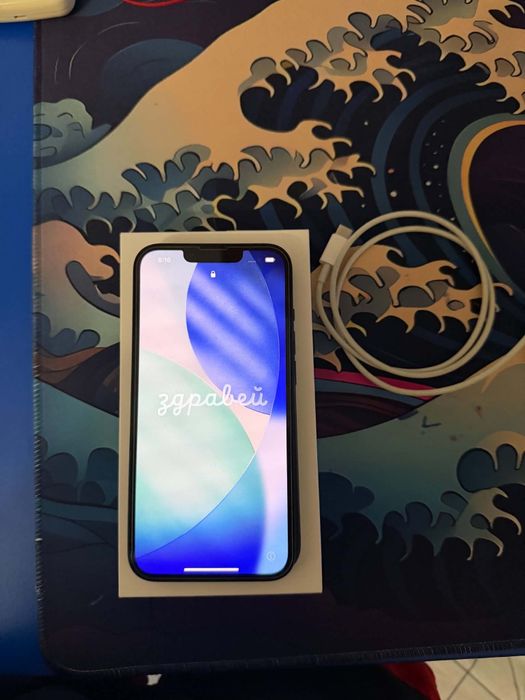 Продавам  Iphone 13