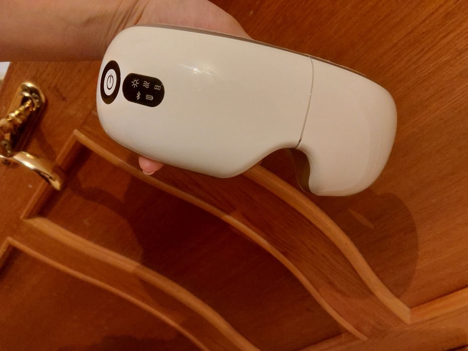 Массажер для глаз