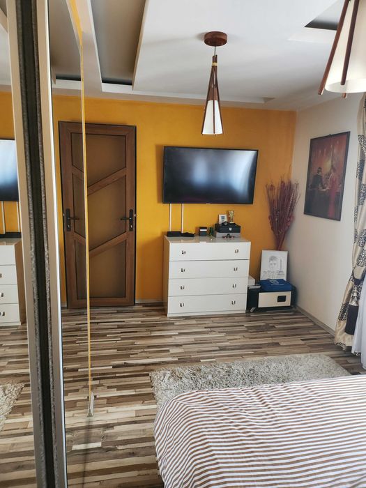 Apartament 3 camere Dezrobiri,recent renovat !!!