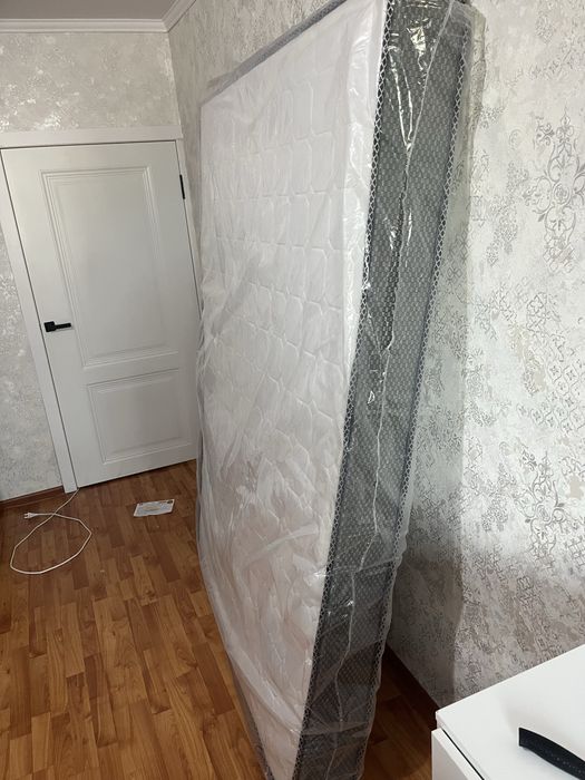Продаю новый матрас 140x200 (торг)