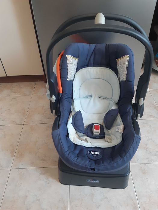 Бебешко столче/кошница CHICCO със сенник