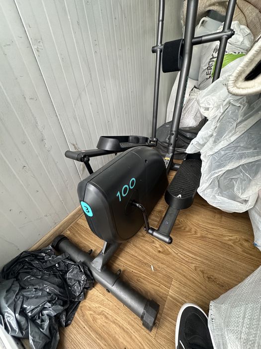 Vand bicicleta pentru sport domyos 100