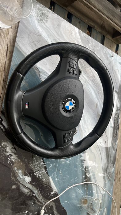 Volan cu airbag impecabil bmw Seria 1,3 X1 piese dezmembrari