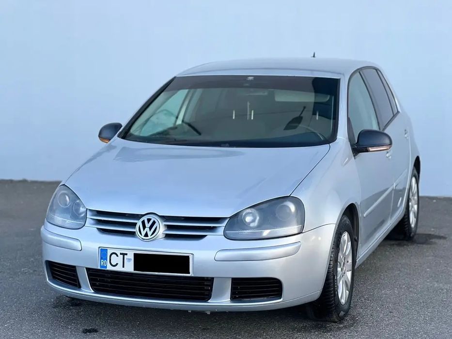 Vând Volkswagen Golf 5, an fabricație 2006, motor 1.9 TDI diesel