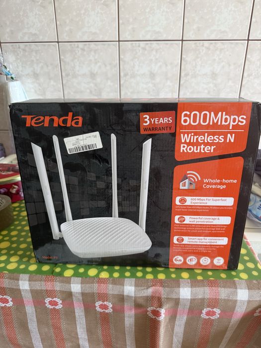 Router Tenda F9 wireless