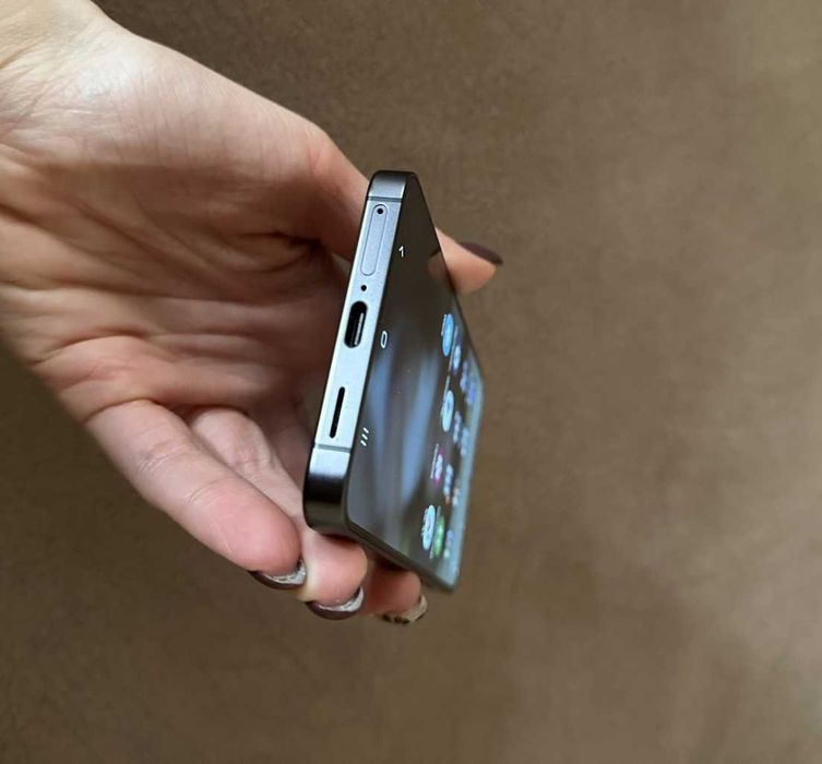 Бартер Samsung Galaxy S24, 256gb - Отличен!