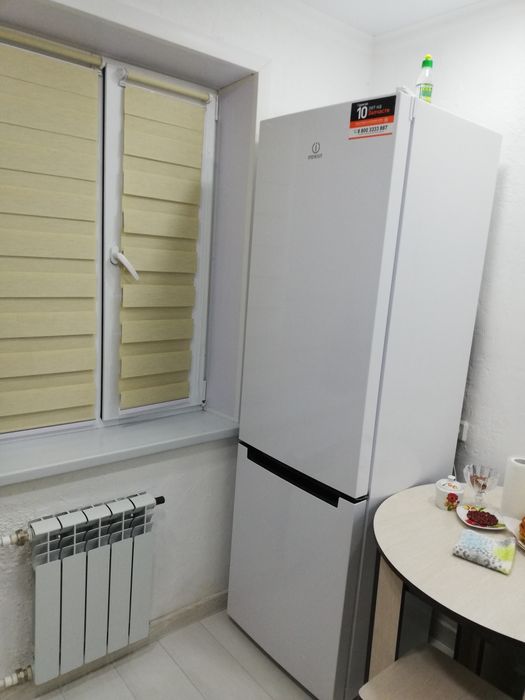 Продам 2 комн квартиру! 3 этаж