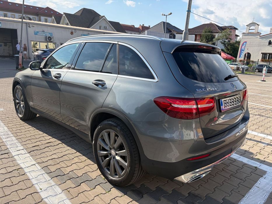 Mercedes-Benz GLC Mercedes Benz GLC 250 D 4MATIC an 2016