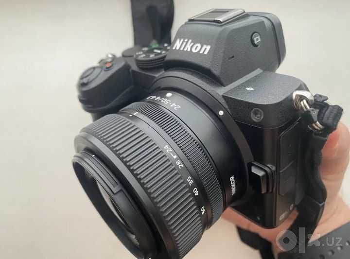 Nikon Z5 Nikon Z 24-50