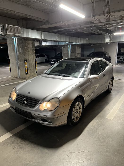 Mercedes-Benz C 180