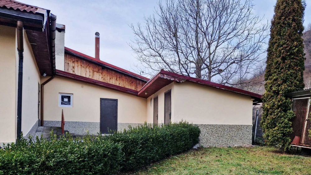 Casa in Uricani, Hunedoara, 127 mp, teren 674 mp, zona turistica