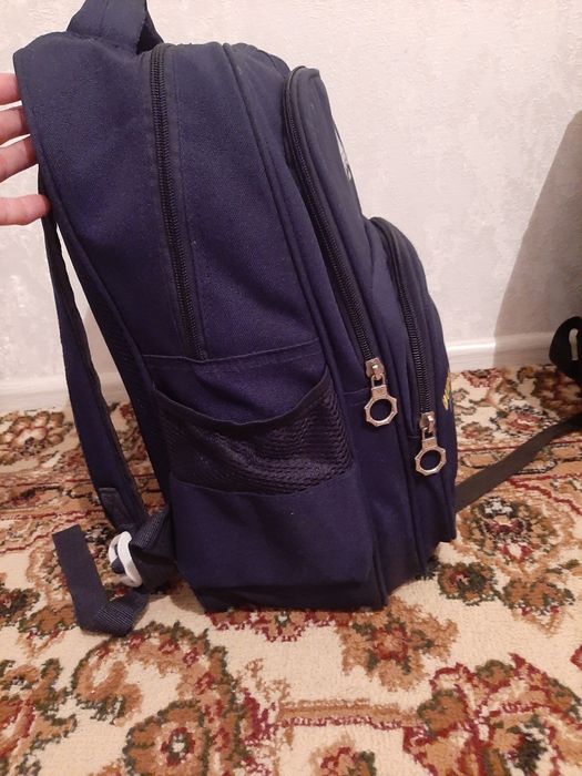 Продам школьные вещи