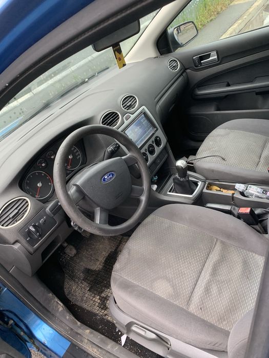 1.4 Benzina ford focus vand/schimb
