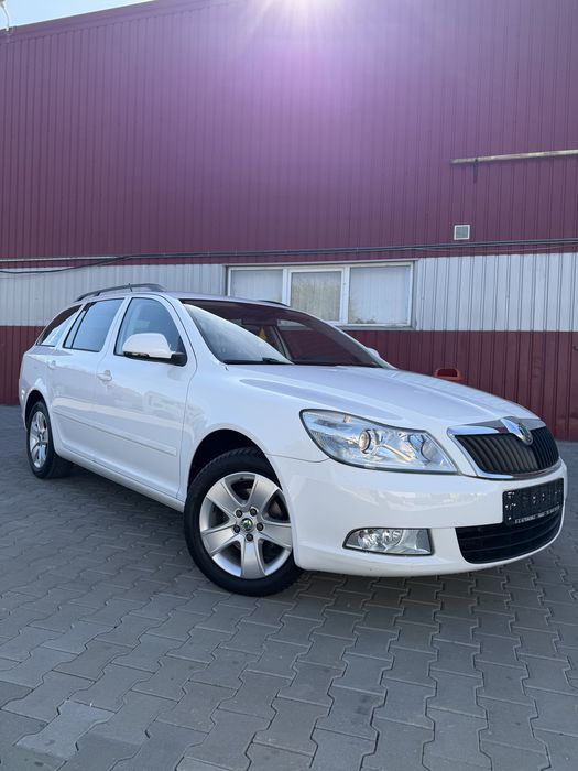 Skoda Octavia 1.6tdi DSG impecabil