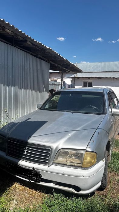 Mercedes-Benz C-Class W202