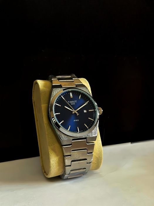 Новые кварцовые часы