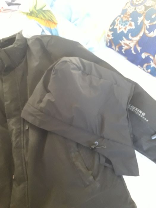 Продается мужская куртка