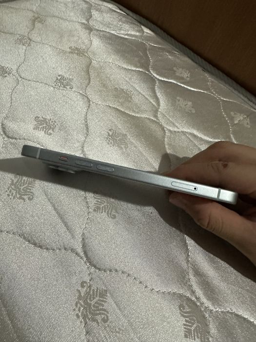 Iphone 15 128gb в новом состояний