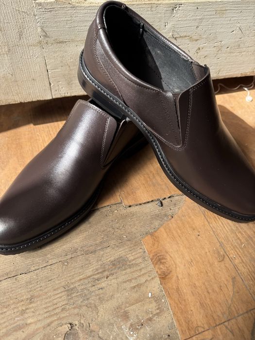 pantofi din piele naturala