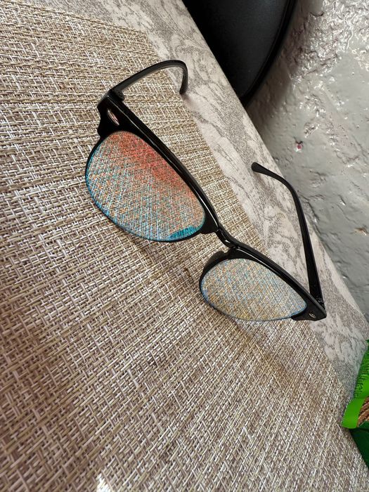 Ochelari pentru discromatie