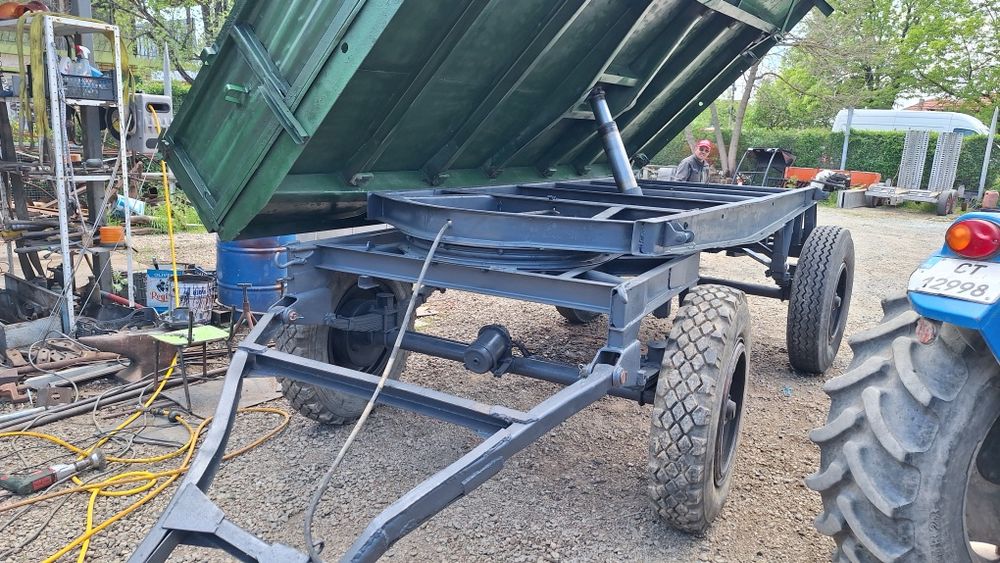 Ремарке за трактор