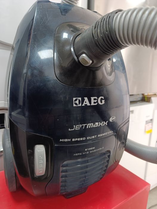 Прахосмукачка AEG Jetmaxx