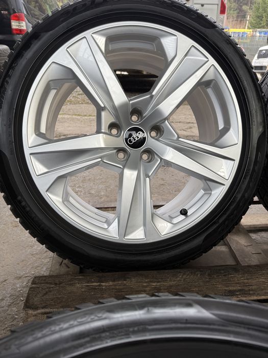 Jante originale Audi A7/S7 A6/S6 cu anvelope iarna 245/45 R19