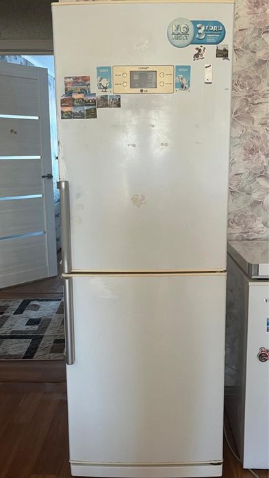 Продам холодильник б/у