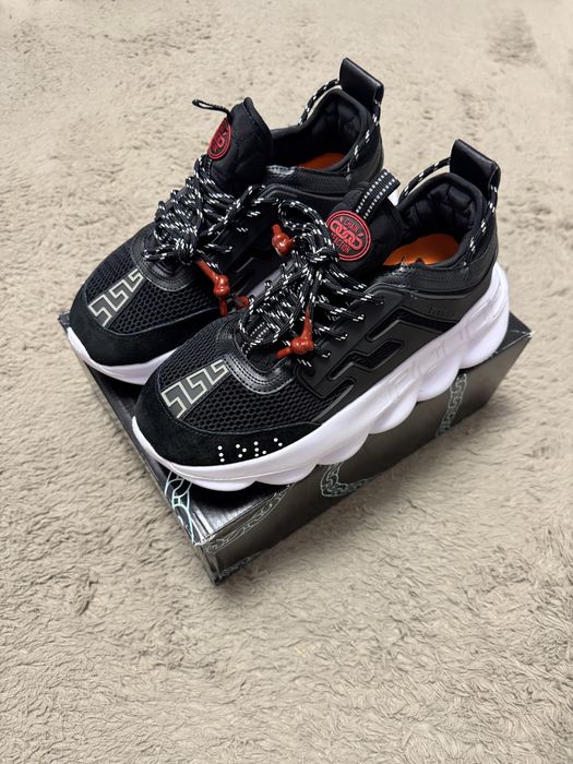 Versace Chain Reaction