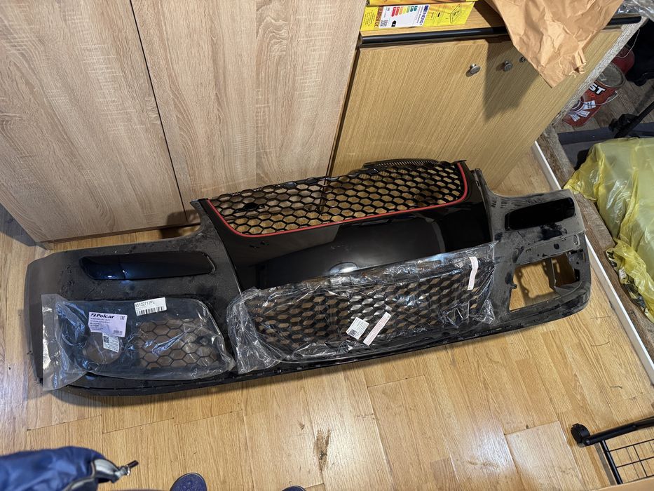 Bara fata golf 5 gti