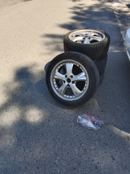 Продам колеса с дисками