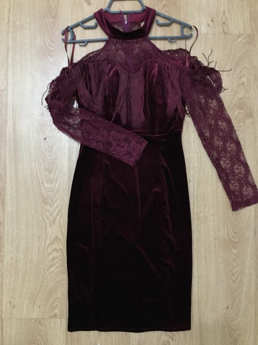 Рокля от кадифе