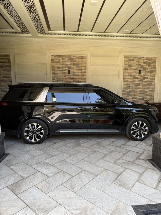 Kia karnival 2023 yil
