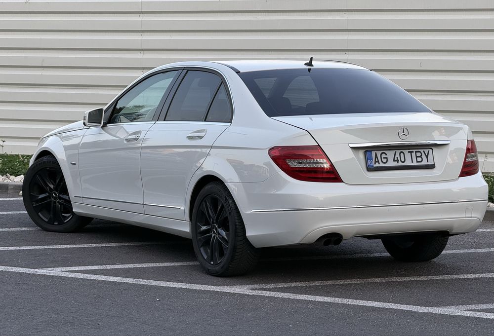 MERCEDES-BENZ C-Class 2011 — imagine 5