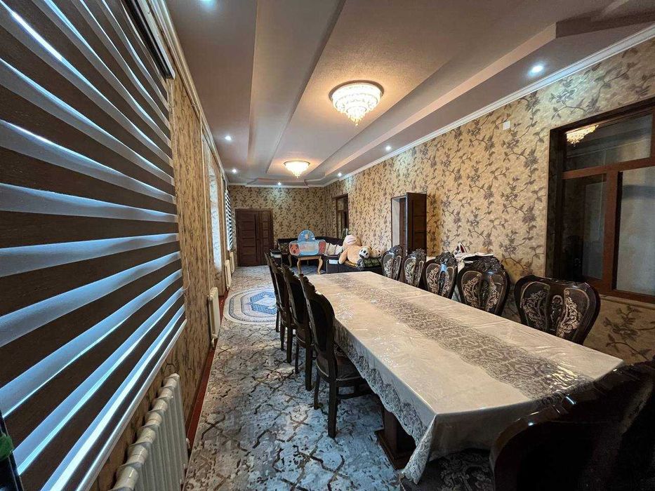 28 sotih hovli sotiladi