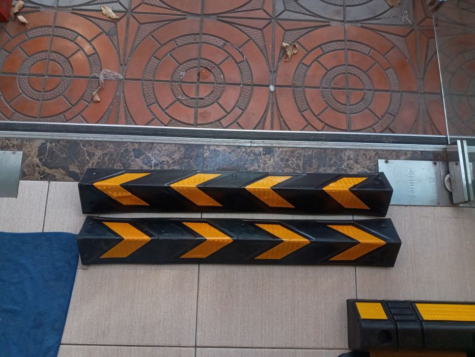 Lejayishiy poliseski koliso odboynik ugul zashita