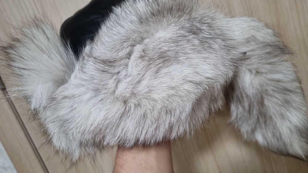 Одежда шапки и сапоги