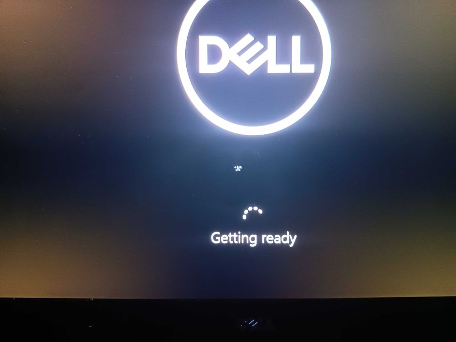 Laptop gaming gen 7, Dell XPS 9560, Core i7 7700HQ, gtx 1050 4gb ddr5, 16gb ddr4, ssd,  InfinityEdge display full HD, tastatura iluminata