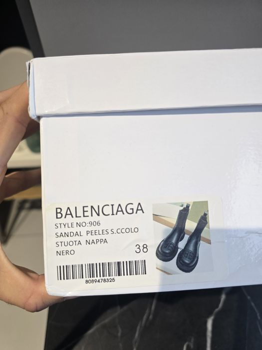 Ghete din piele Balenciaga 37 38 si 39 Noi!