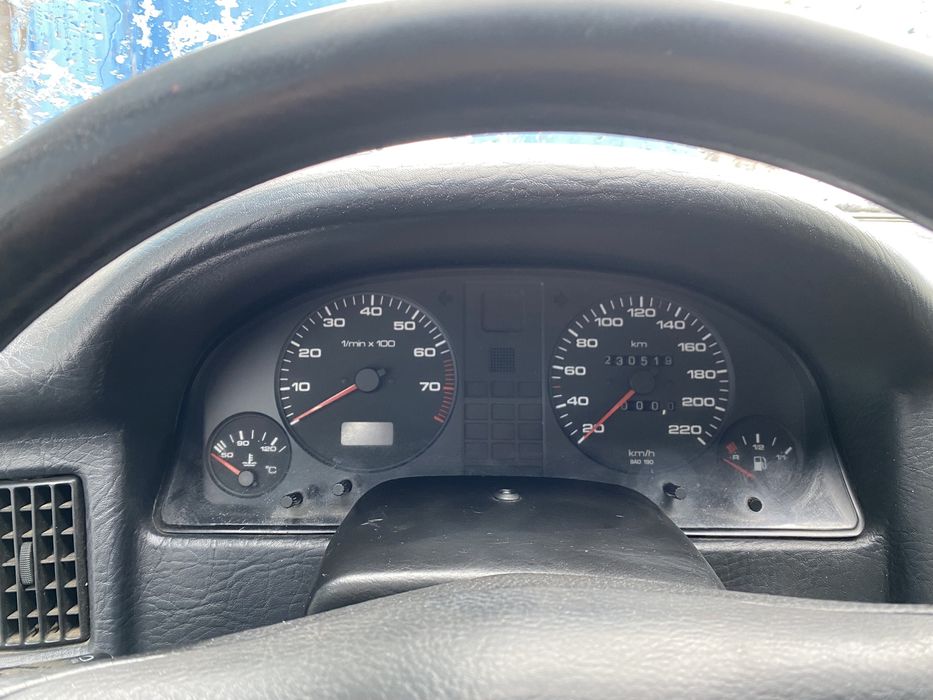 Прлдам Audi 80 B4